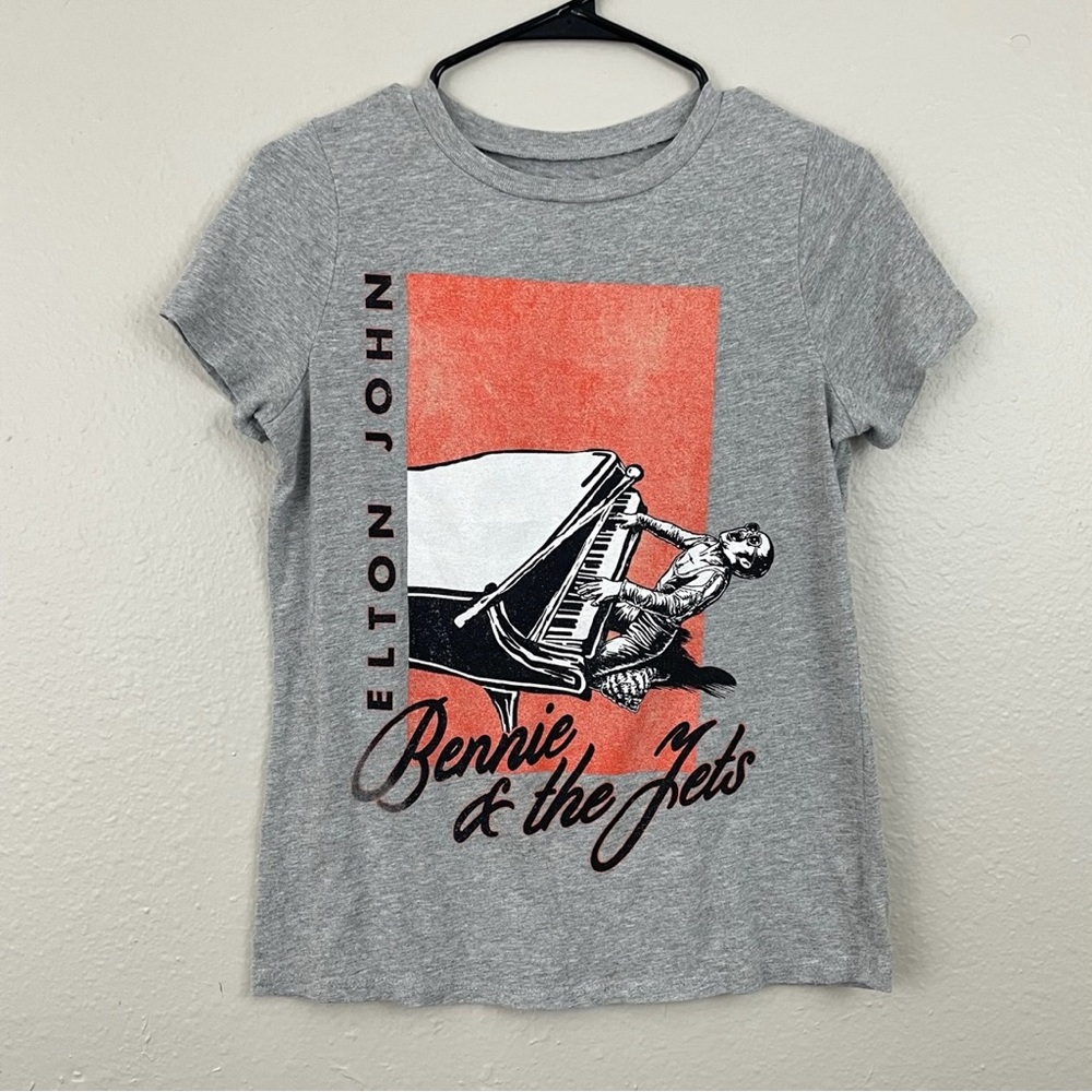 Elton John Bennie & The Jets Gray Graphic Band Tee Size Small